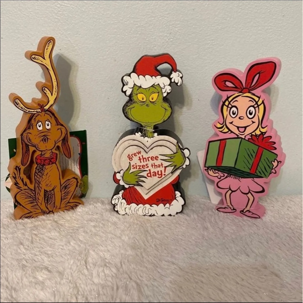 The Grinch, Max, & Cindy Lou Who Cutout Christmas Decor